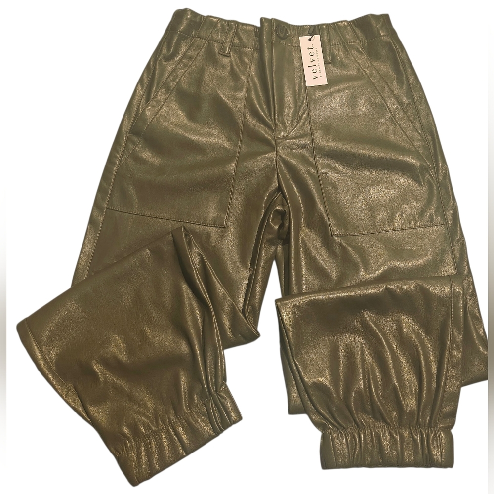 Women's Rihanna Cuffed Jogger